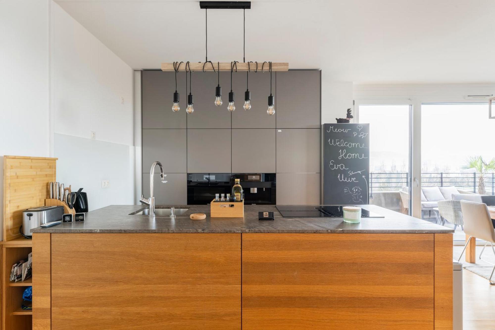 Edler Wohnraum Panoramablick 3 Sz Boxspringbetten, E-Ladestation, Kaffeevollautomat, Klima, Lift, Terrasse & 2Xtg Graz Luaran gambar