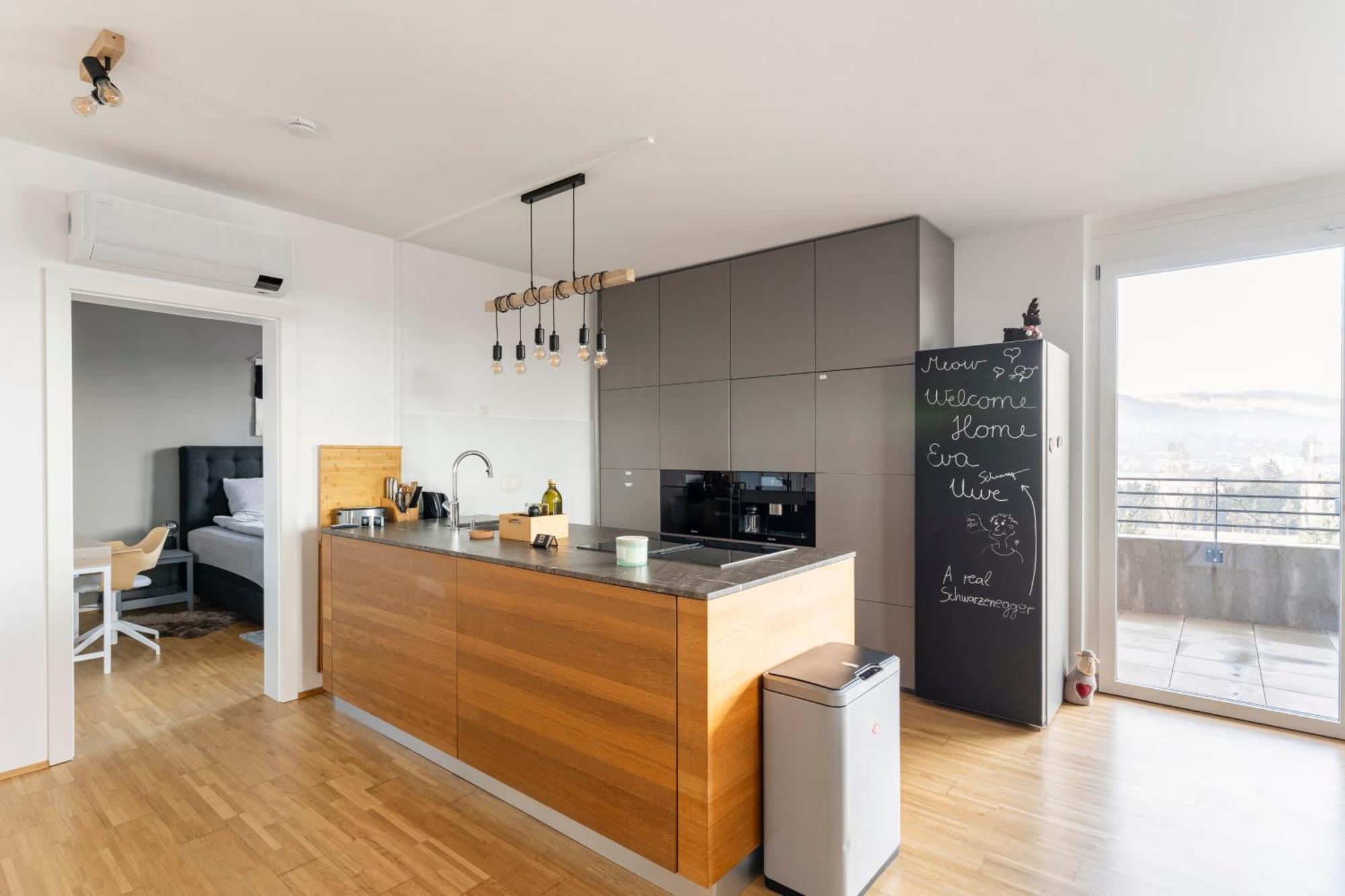 Edler Wohnraum Panoramablick 3 Sz Boxspringbetten, E-Ladestation, Kaffeevollautomat, Klima, Lift, Terrasse & 2Xtg Graz Luaran gambar