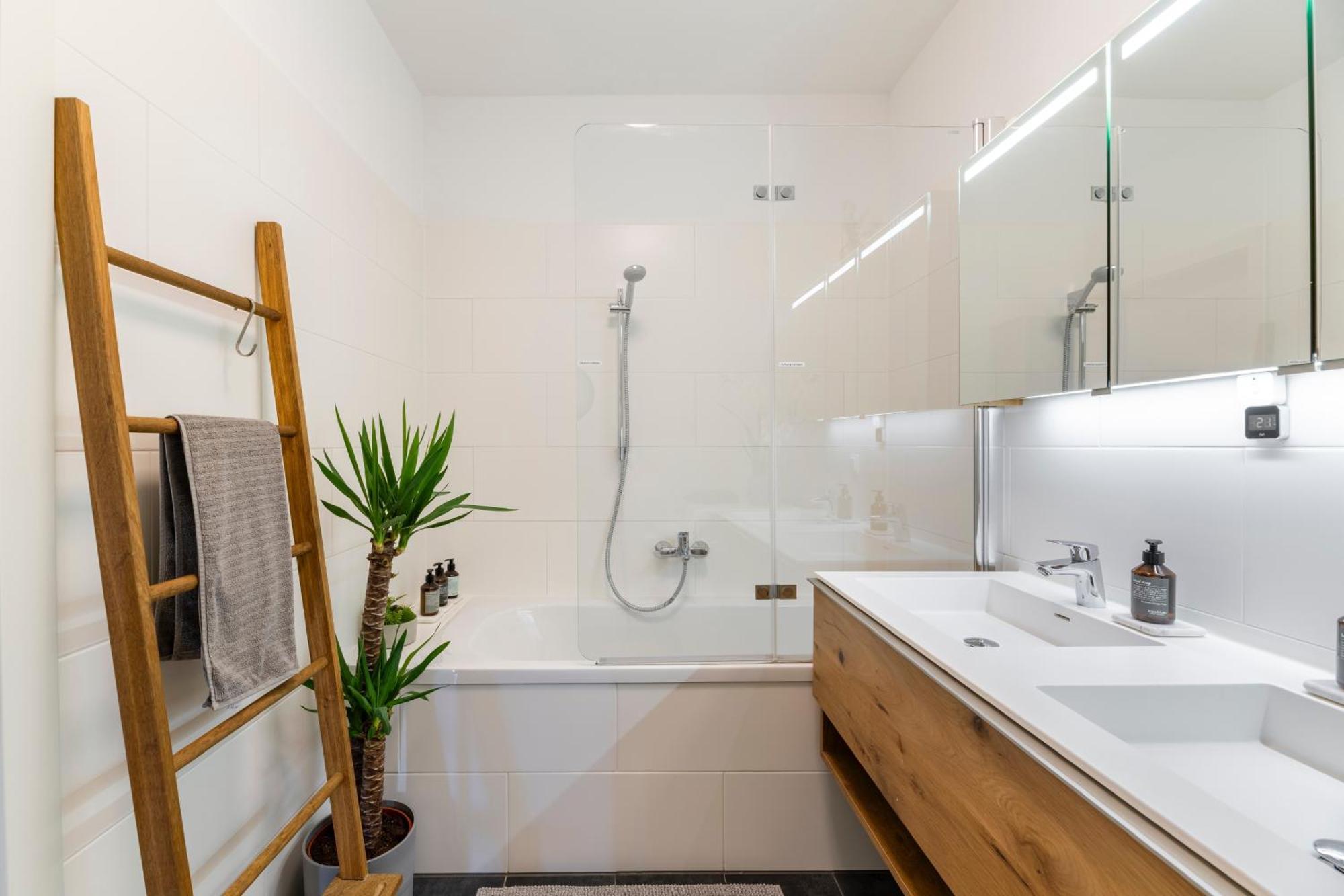Edler Wohnraum Panoramablick 3 Sz Boxspringbetten, E-Ladestation, Kaffeevollautomat, Klima, Lift, Terrasse & 2Xtg Graz Luaran gambar
